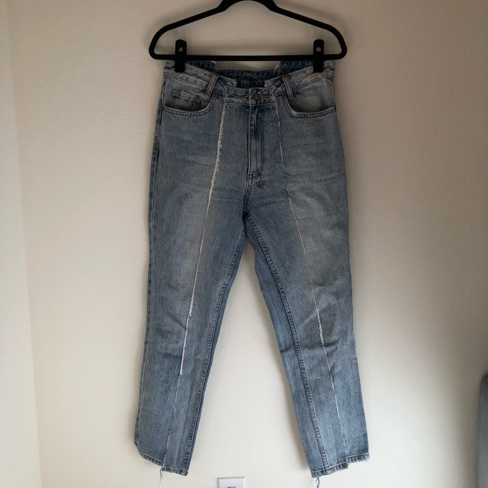 KSUBI Split HW Straight Jeans